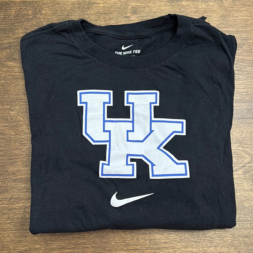 Nike Kentucky black t shirt, size medium